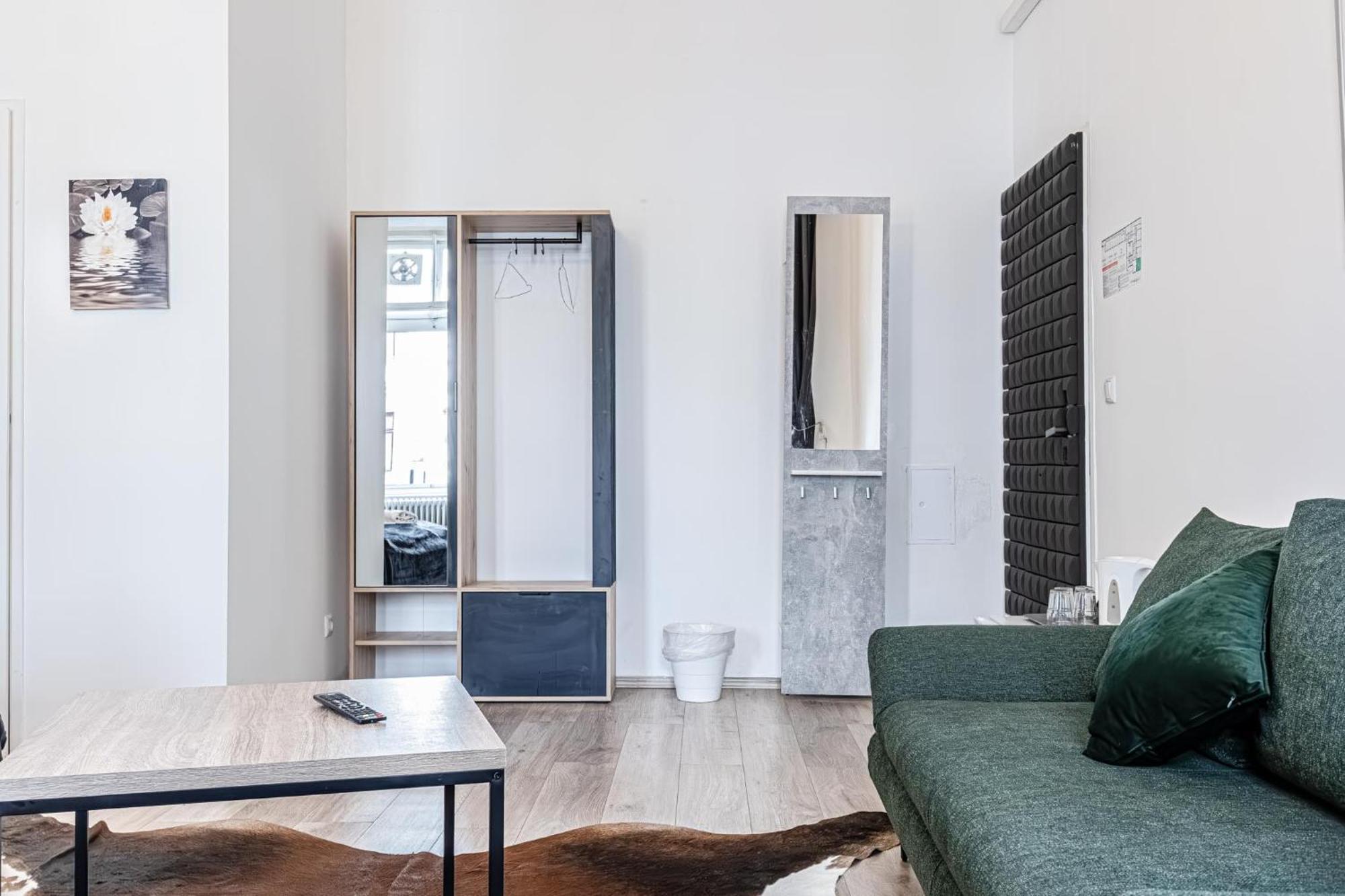 Mariahilfer Boutique Rooms - Virtual Reception & Self-Checkin 비엔나 외부 사진